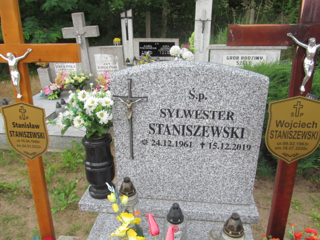 Sylwester Staniszewski 1961 Świecie - Grobonet - Wyszukiwarka osób pochowanych